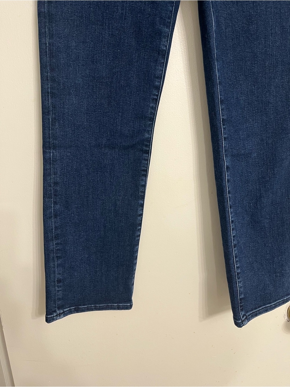 Frame Denim Women’s Jeans — Dark Blue Denim (The Pencil Crop) - Picture 3 of 9